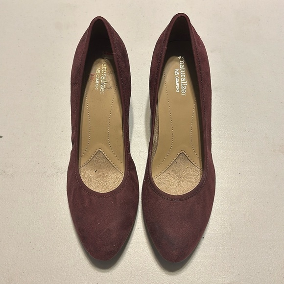 Naturalizer heels - Picture 1 of 5